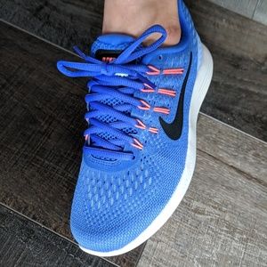 ⚠️ sold ⚠️New Nikes